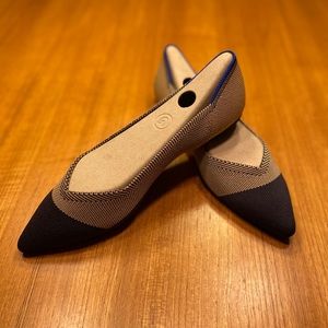 Rothys Dune Captoe size 8.5 BNIB